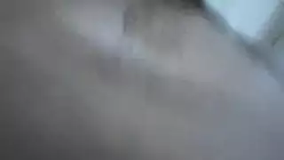 قضيب إسحاق المنتصب يجن جنونه