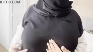 الاستمناء العام الثدي العملاقة راهبة