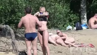 موظف يمص كس المديره