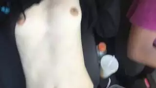 حرامي وفرج امرأة ممتلئة على الشاطئ الرملي