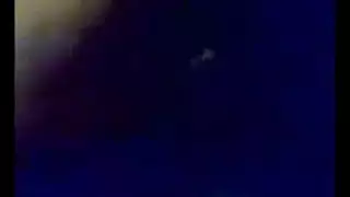 شاب هيوا مرات أبوه خارج وهيا عند الباب يغتصبها