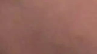 مداعبة يدوية هاوية بقضيب ضخم موثق من لوس أنجلوس