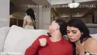 مشهد إكس إكس إكس كامل للأخوة: هارلي هيز وسارة عربي في مشهد صريح