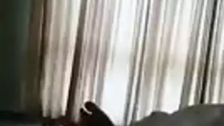 تجسس على جلسة يوغا مثيرة للأم إباحية صريحة