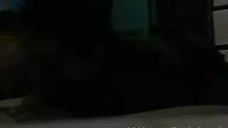 من مص الحلمات إلى الركوب بقوة – حركة جنسية غير مخطط لها