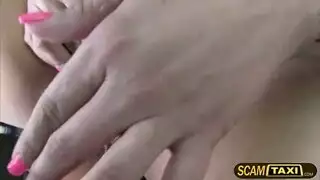 ليلة زفاف إباحية: عذراء تُفتض وأول نزيف